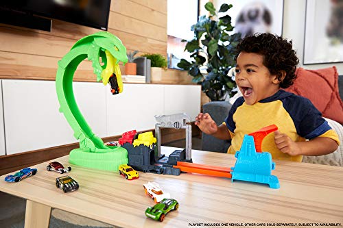 Deals Toxic Snake Strike Challenge Play Set With Slime For Kids 5 Years Old & Up Includes One 1:64 Scale Hot Wheels Vehicle Connects To Other Sets Single Or Multicar Play - Creative Track-Building Edition